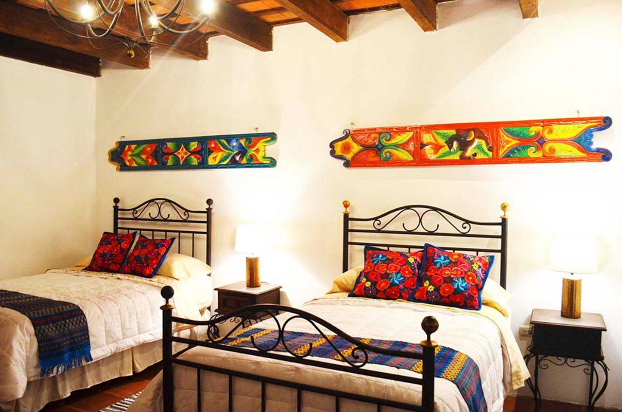 Luna Maya Antigua Extérieur photo