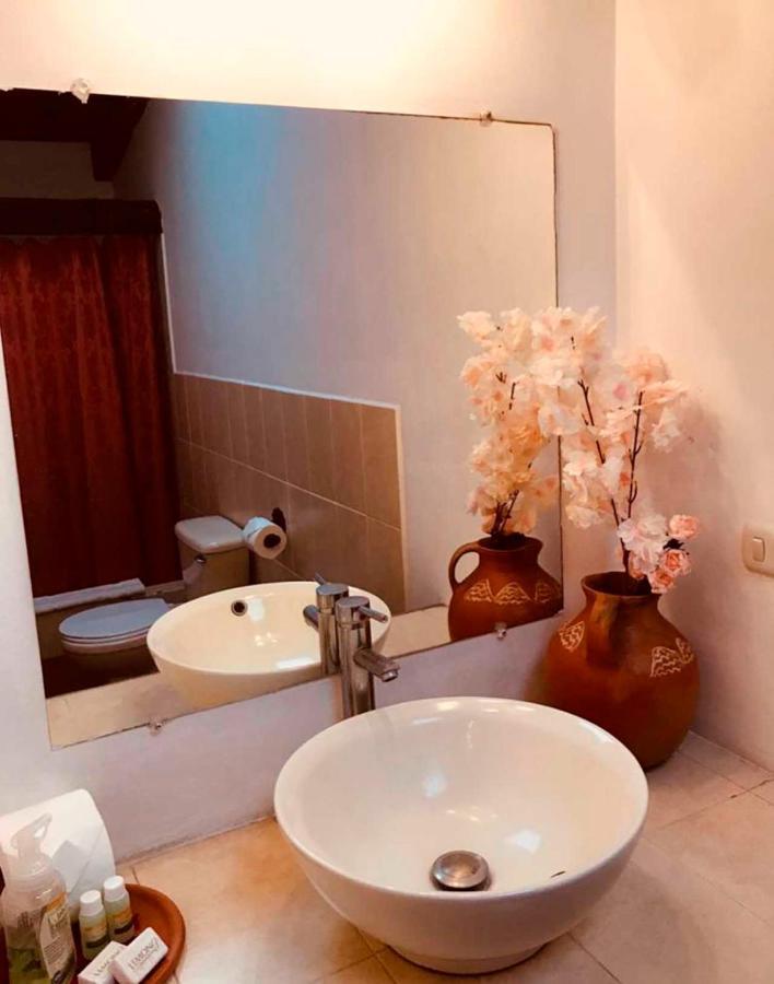 Luna Maya Antigua Extérieur photo