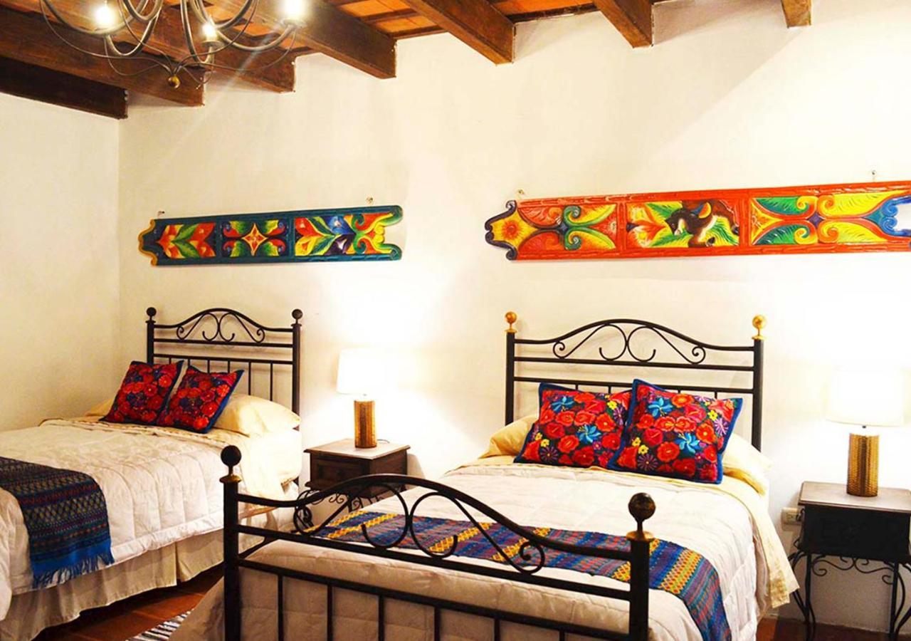 Luna Maya Antigua Extérieur photo